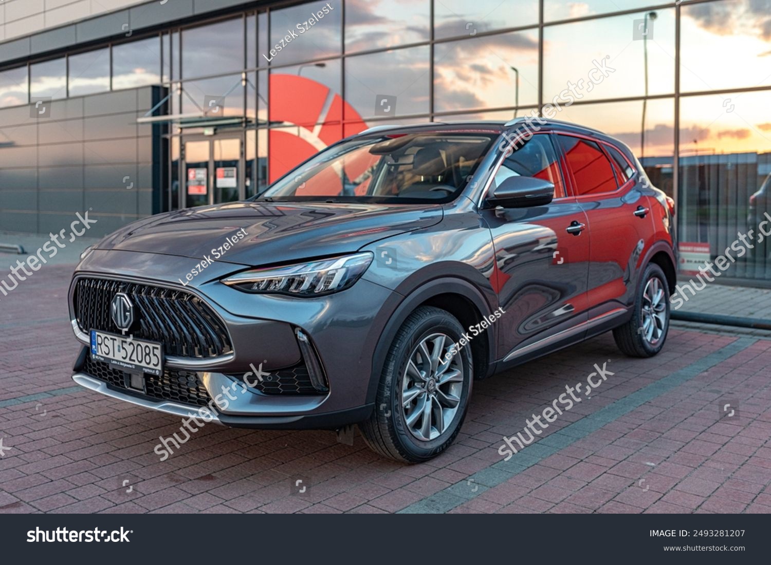 MG CAR PRIC IN PAKISTAN 2025