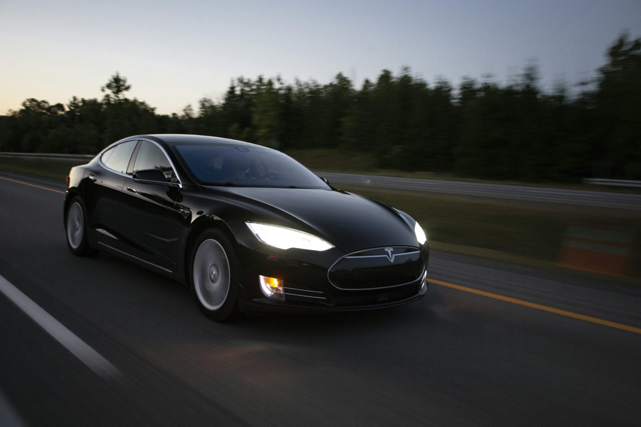 TESLA CAR PRICE IN PAKISTAN 2025