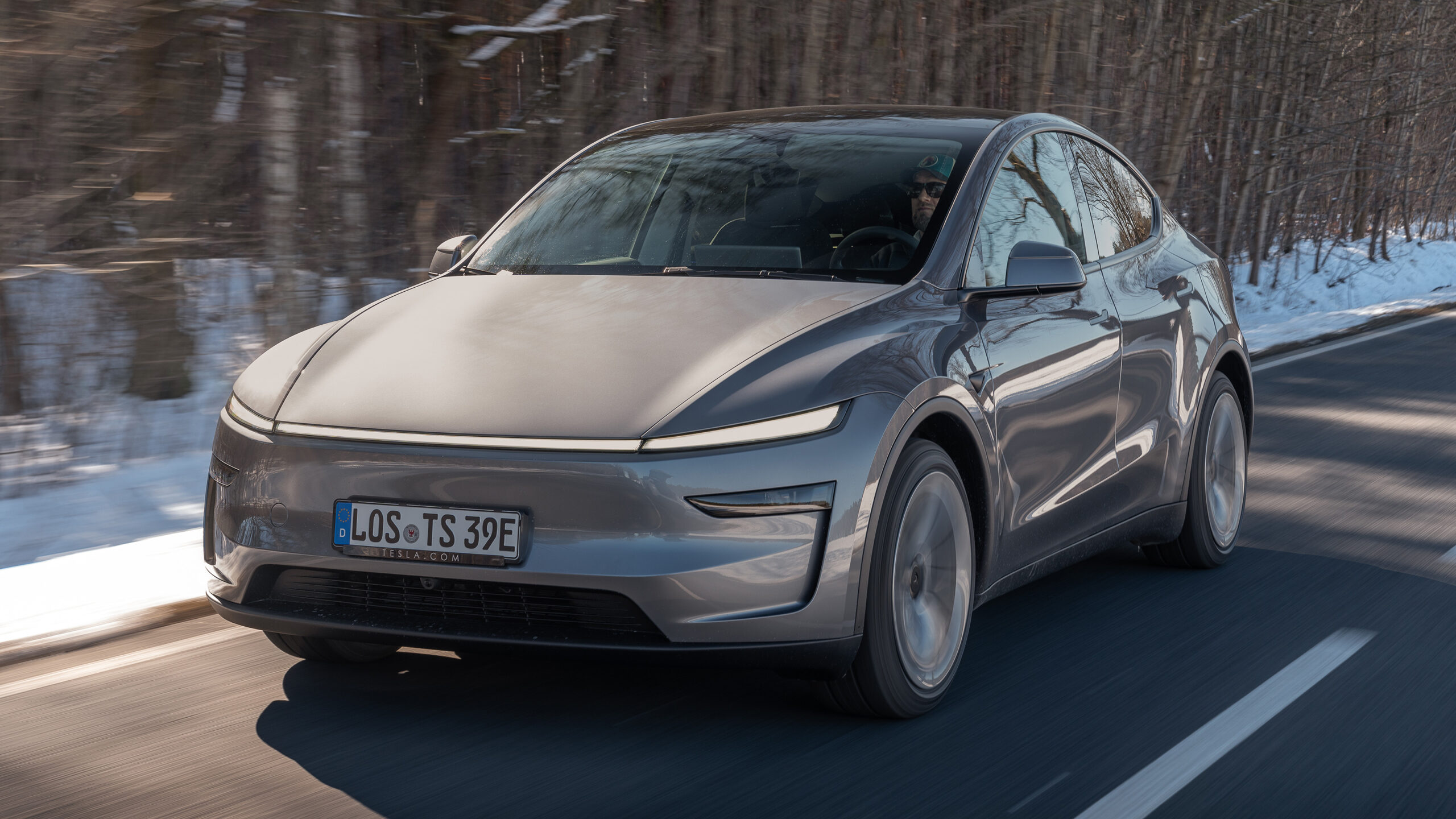 TESLA  CAR  PRICE  IN PAKISTAN  2026