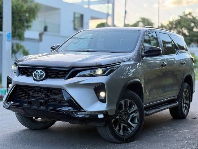 FORTUNER  CAR PRICE IN  PAKISTAN  2026