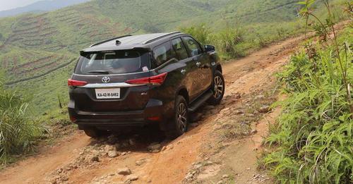 FORTUNER  CAR  PRICE  IN  PAKISTAN   2026